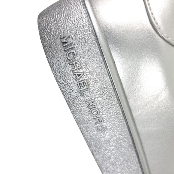 Michael Kors Girl's Ivy Candy Slip-On Sneakers Sz 3 Low Top Muted Silver - Picture 11 of 15